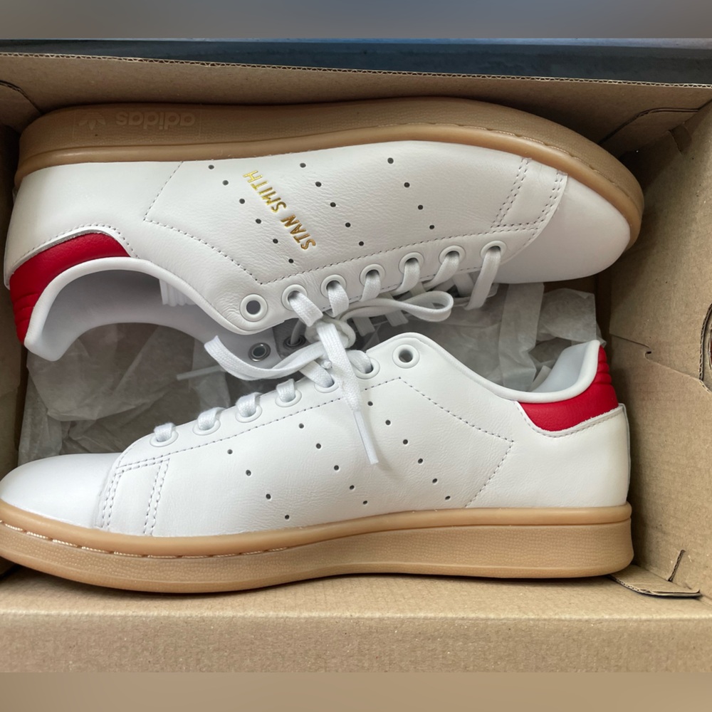 NWT adidas Stan Smith kids 6/ 7.5 womens